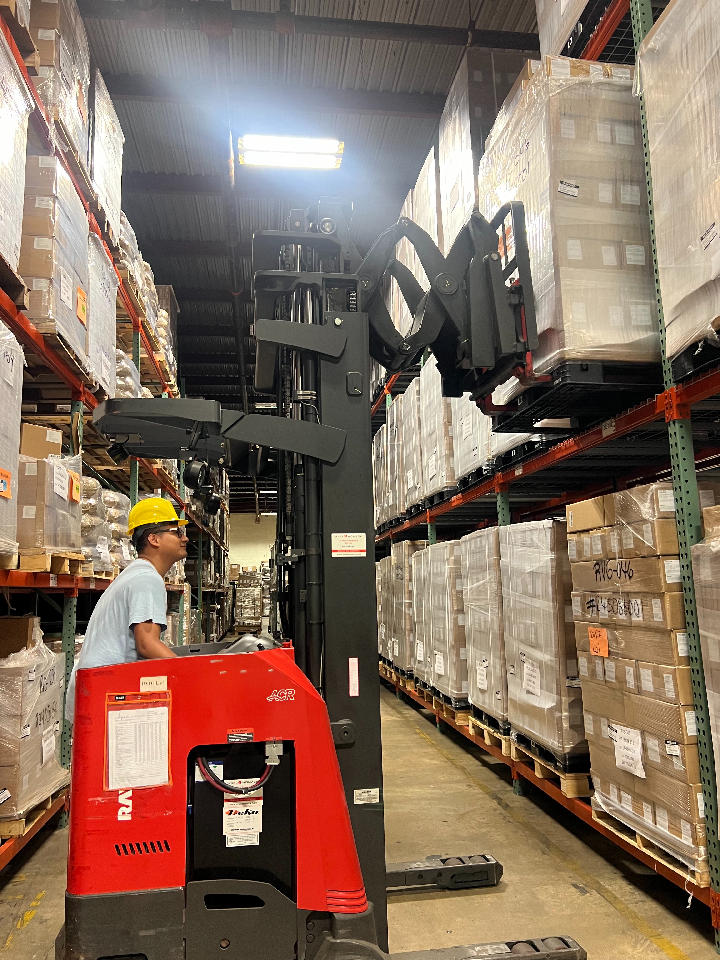 Bulk packing and order fulfillment operations in the RV Pharma distribution facility